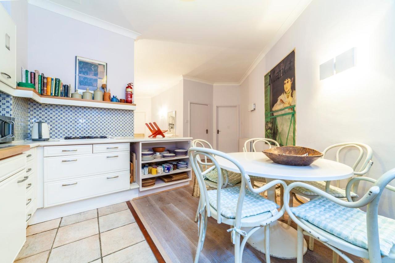 לונדון Kynance Mews Rustic And Unique Three Bedroom Mews House With A Private Courtyard מראה חיצוני תמונה